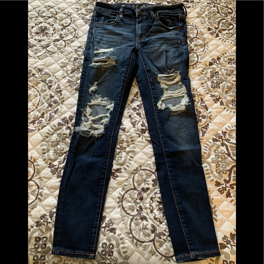 Size 4 American Eagle Super Stretch X jeans